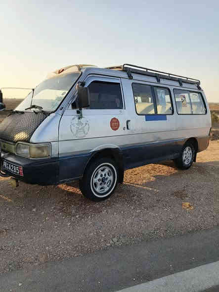 سلام عليكم كيه بسته للبيع موديل 92 سنويه 27 كير مكينه كسن مكفولات حداديه جديده ‏‏لسعر 32 وبيه مجال مكان سياره كوت   ‪***********
