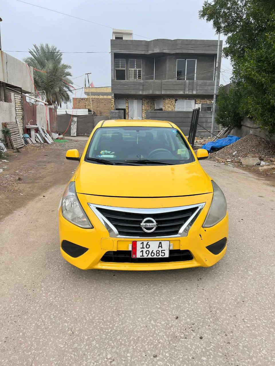 السلام عليكم 
نيسان صني للبيع موديل 2018 كير مكينه حداديه كفاله 
تبريد شغال السياره جاهزه بدون نواقص السياره أمريكي 
حادثها مبدل بابين فقط بدون دواخل مكانها بابل 
تحويل ثاني يوم السعر 82 وبيها مجال لتواصل 
***********
