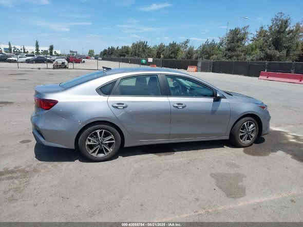 🇮🇶🇺🇸 فرصة مميزة لأصحاب كتب الشهداء 🇮🇶🇺🇸
اعلان مزاد
السعر بيع مباشر : 6,975 $
تاريخ المزاد يوم : 2025/12/8
نوع السيارة:  KIA FORTE LXS 2024
#يمكن_إدخالها_بكتاب_ذوي #الشهداء
#او_شحنها #إلى_الأمارات
#إقليم_كردستان 
#العقبة
#ام_قصر
الضرر كما موضح بالصور
📍 العنوان : الموصل حي الوحده الشارع العام قرب دائرة اللجان الطبية 
📞 : ***********
📞 : ***********
📞 : ***********
#مزاد_الامين_للسيارات_الامريكية_
