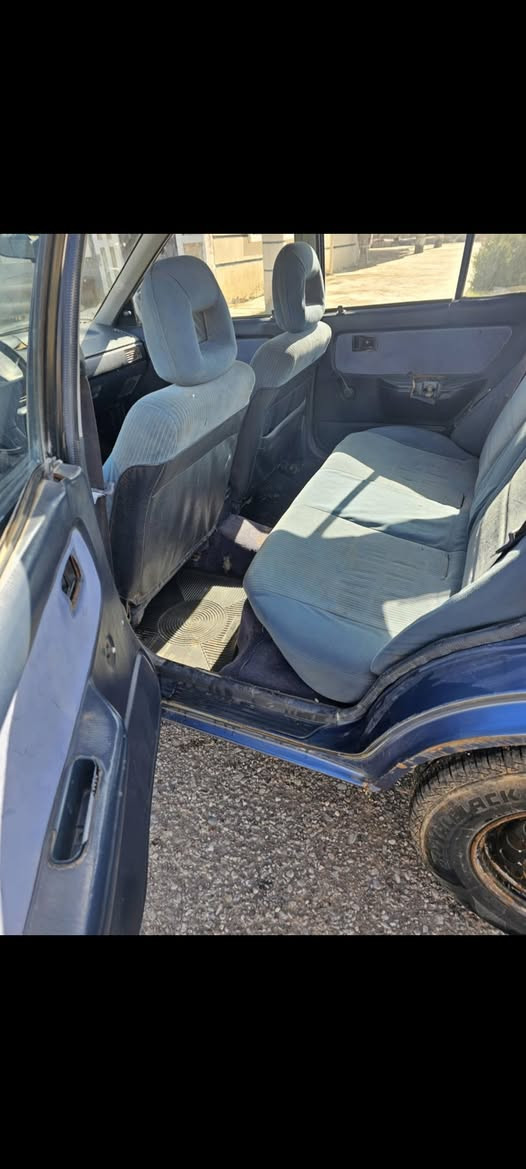 السلام عليكم للبيع سياره مازده موديل ٩٢ رقم ديالى سياره نضيفه محرك معمر جديد تخم تاير جديد كهربائيات كوله شغاله
***********
