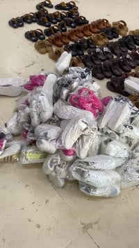 حذا نسائي • مقاسات ٣٧-٤١ • كمية كبيرة