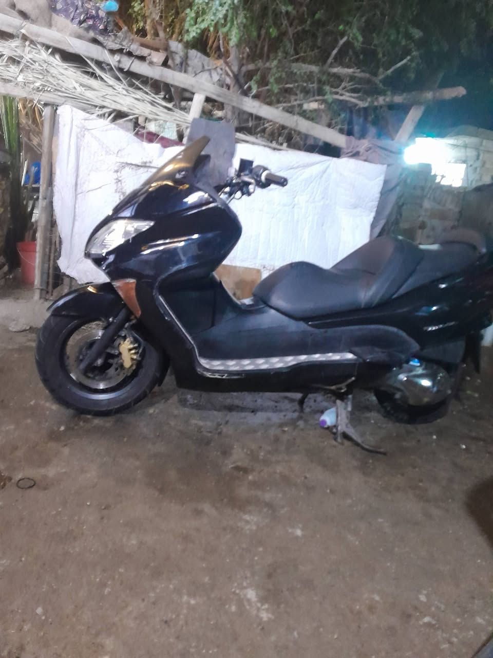 سلام عليكم دراجه فورزه 08البيع السعر 800وبيهه مجال أوراق صولي +مكاني ديالى خان بني سعد رقم الموبايل *********** اي وات ساب

