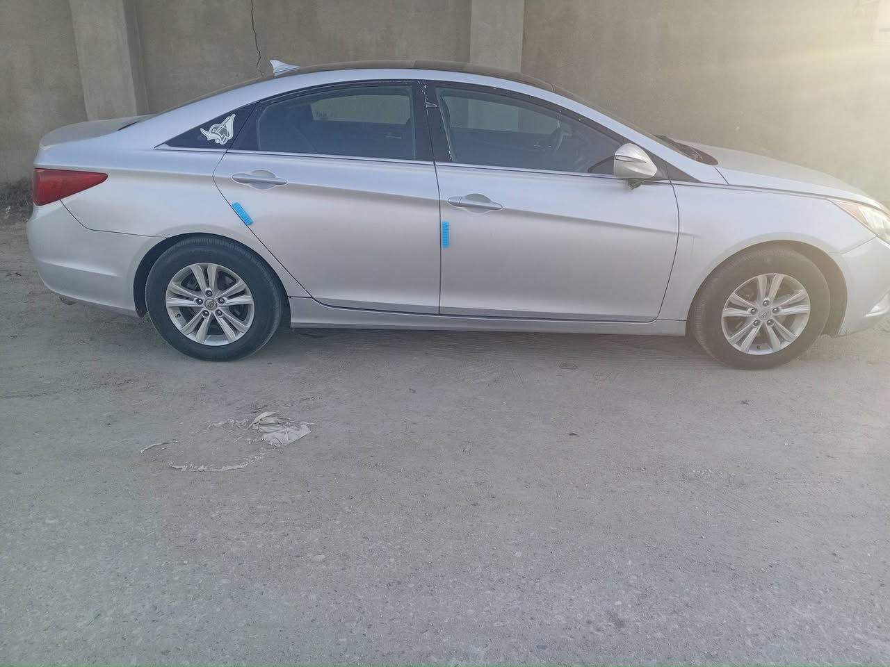 سلام وعليكم سوناته مديل ١٢ كنديه مصبوغه عام رقم بغداد بسمي سعرهه ٧٥ وببهه مجال السياره جاهزه البصره ابو الخصيب *********** اذا اكو مراوس عادي
