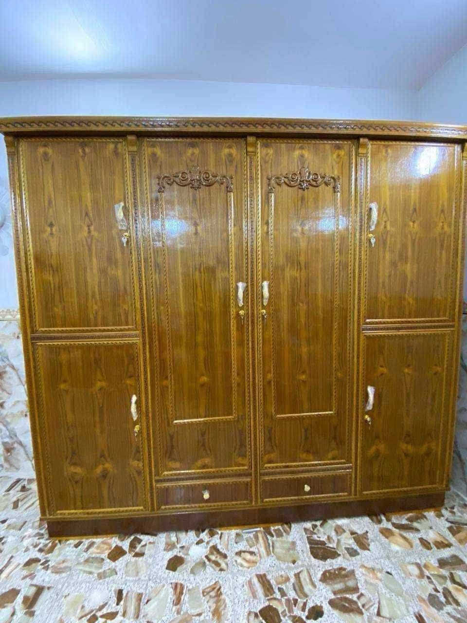 كنتور اربع ابواب السعر 300 ألف الحجز على الخاص او رقم الهاتف 
***********
متواجد على الخاص وتساب فايبر 
النقل والشد مجاني داجل بغداد
