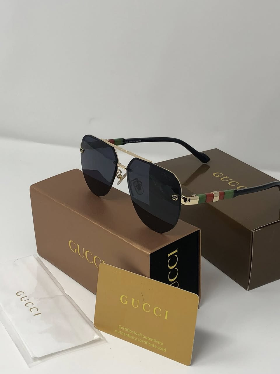 سعر النظار ١٥
صنع ايطالي


**إذا كنت صاحب هذا الإعلان وتريد حذفه لأي سبب، رجاءا أرسل رسالة إلى الدعم الفني**