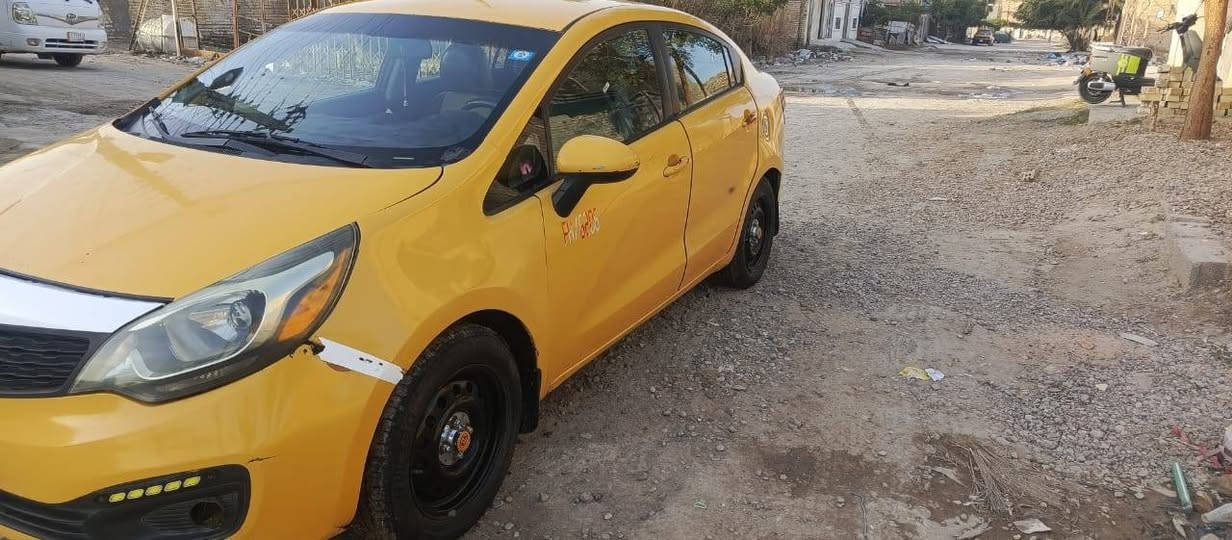 السلام عليكم. للبيع كيا ريو 2013 صور الحادث موجوده السيارة جاهزة صدر جديد تخم تايرات جديد محرك 1600,. السعر 74 وبيها مجال للاستفسار رقم صاحب السيارة ‏‪***********‬‏
