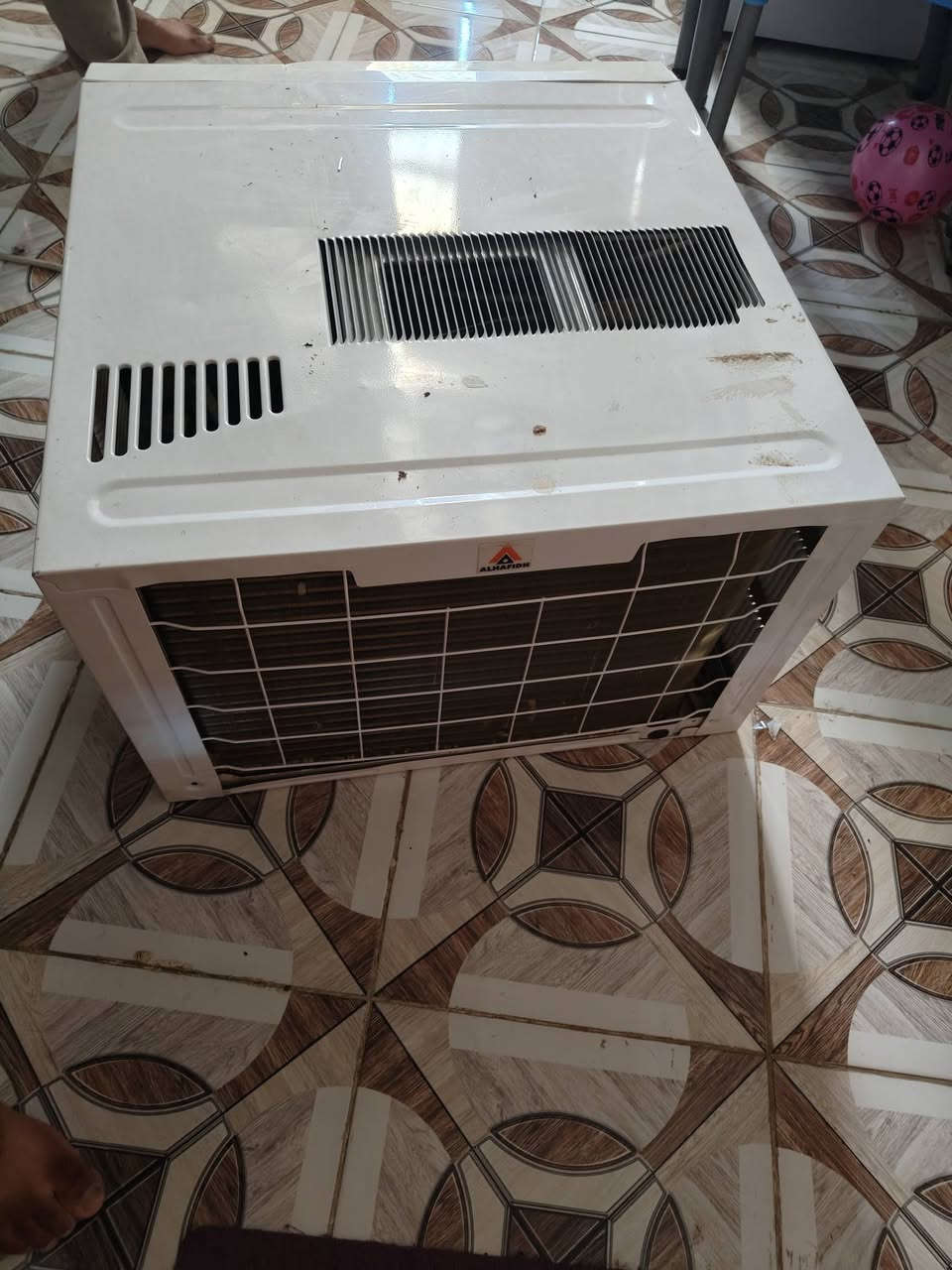 مكيف الحافض 2 طن نضيف استخدام قليل السعر 350 مكان كوفه ***********
