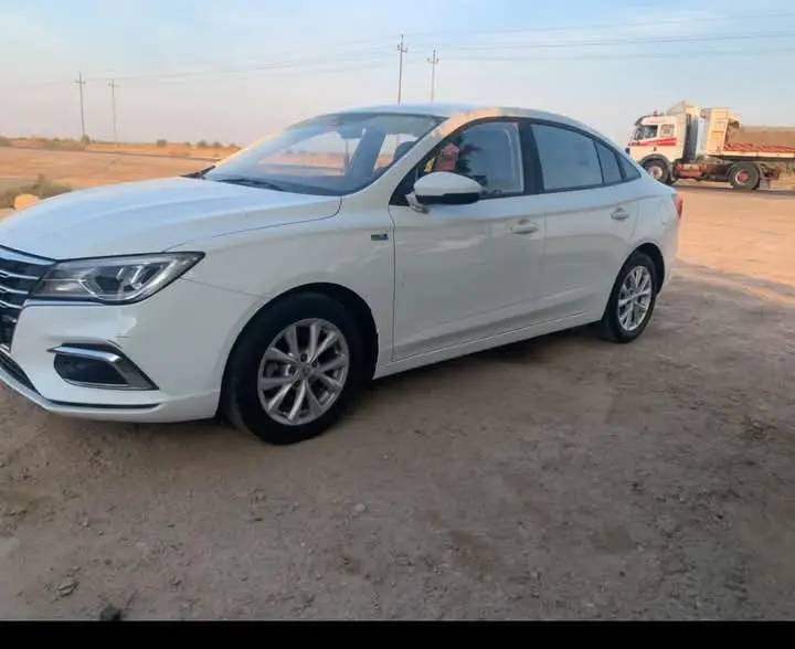 السلام عليكم 
سيارة موديل MG5/2022
جديدة ومكفولة
 بيع اومراوس حسب القناعة
السعر110وبيه مجال 
الرميثة  الاتصال، 
***********
