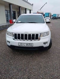 جراند شيروكي • ٢٠١٣ • قابل تفاوض