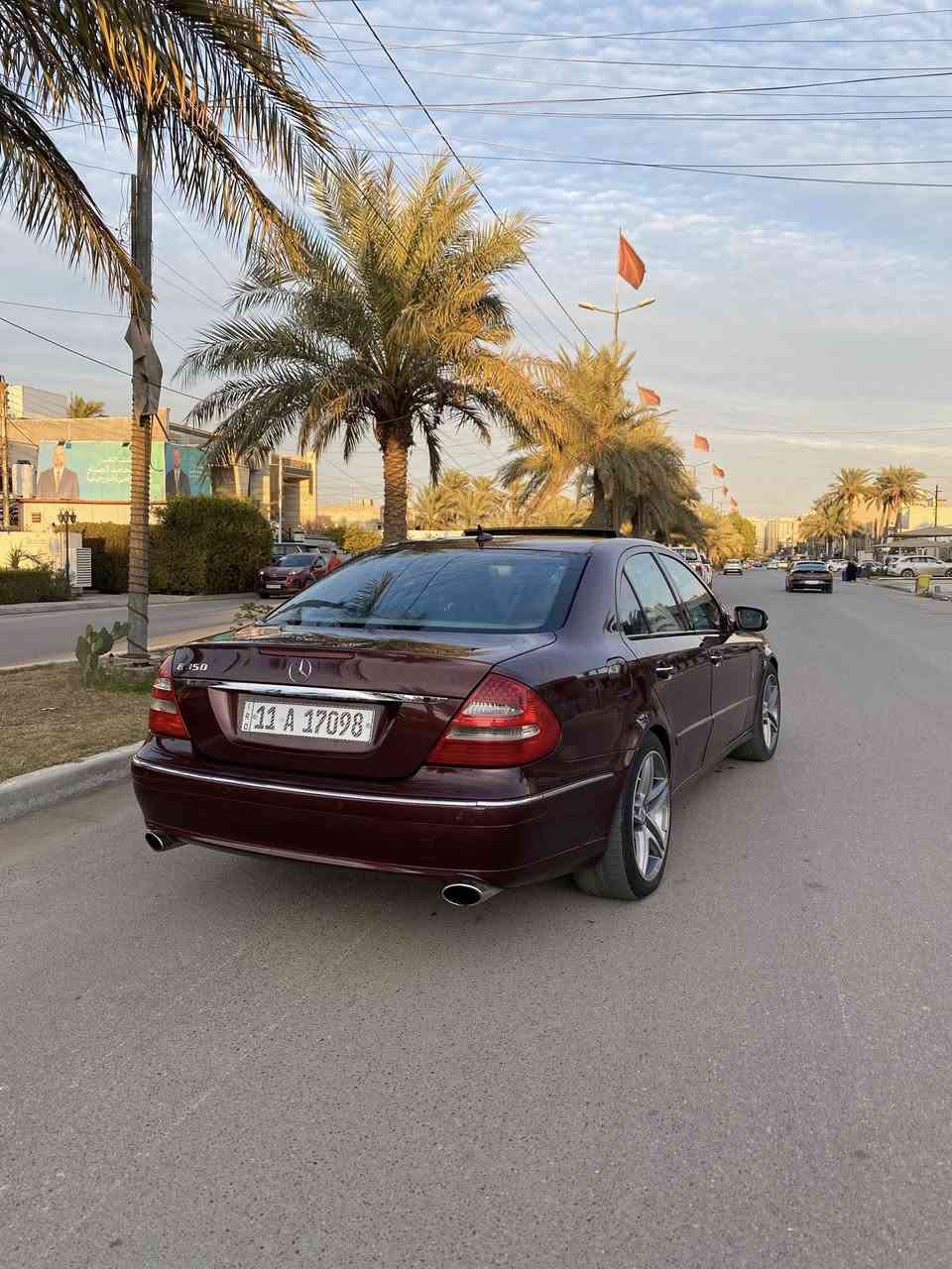 مرسيدس E350 تم عيون موديل 2007
(السعر 145وبيها مجال) للبيع فقط ⭕️
سيارة وارد امريكي مكفولة من ضربة لون ماروني   
ماشية 170 الف 
تفاصيل
1_ بصمة⁩   
2_محرك 6 سلندر  + كير مكفولات   ⁦
3_تبريد قطعتين  ⁦
4_كروز سرعة
5_مراية داخلية+جانبة عاكسة ⁦
6_تحكم ستيرن ⁦
7_ شاشة   
8_فتحة سقف  
9_مري شفط 
10_كشنات كهرباء+ خزن ذاكرة  
11_ لدات الداخلية  
12_ انارة ترحيب
13_شاشة اعطال
14_ بردة كهرباء 
15_انظمة قيادة 
16_ سستم صوت harmen kardon+ دمام خلفي 
17_لايت زنون بلادي  
18_ويل 19 AMG تو سايز  +تخم تاير جديد⁦
20_حساس مطر
21_هزة وفحص جدد
22_كشنات هيتر +تبريد 
23_تبريد ثلج   
24_حساسات امامية + خلفية
25_تبريد خلفي منفصل   
28_ستيرن كهرباء 
مكان السيارة بغداد 
للاستفسار ***********
