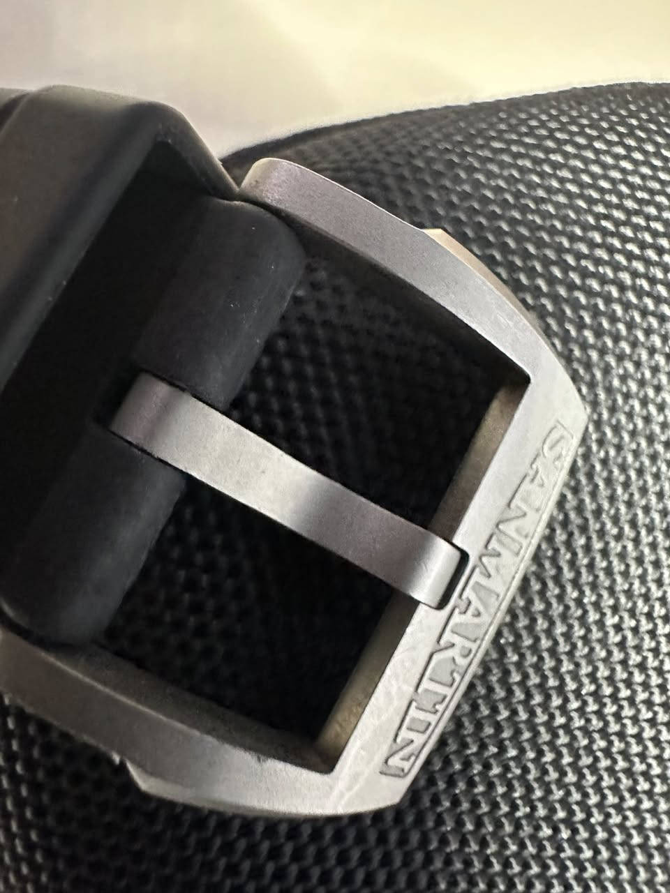 ساعة سان مارتن اشهر ماركة صينية
محرك ياباني سيكو NH35 

البدنة مصنوعة من التيتانيوم المقاوم للخدش 

و الإطار من مادة البرونز الألماني 

و السير ربر درجة أولى 

الساعة زجاج ياقوت مقاوم للخدوش 

الساعة مقاومة للماء ٢٠٠ متر

الساعة بدون بوكس


**إذا كنت صاحب هذا الإعلان وتريد حذفه لأي سبب، رجاءا أرسل رسالة إلى الدعم الفني**