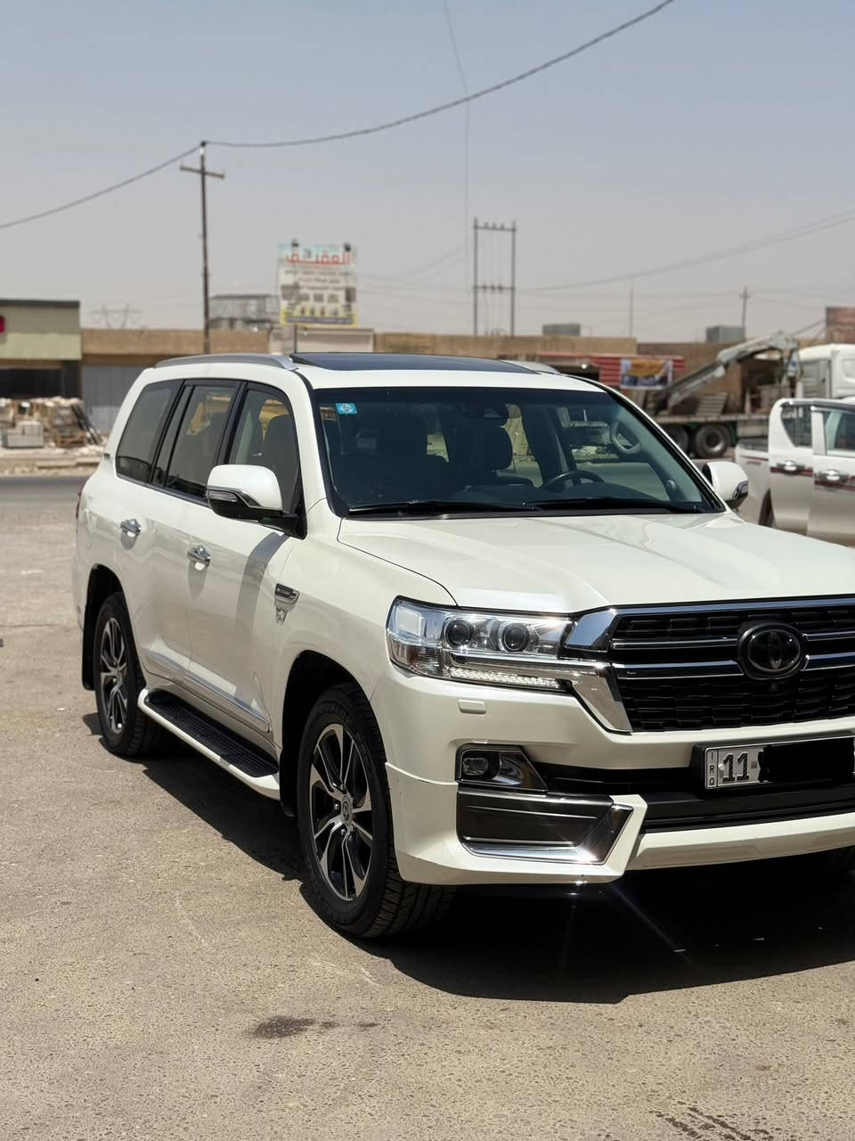 🚘 للبيع: تويوتا لاندكروزر VXS 2021 فل مواصفات لكزس 🚘
✨ سيارة نظيفة جداً ومعتنى بها على أعلى مستوى، استخدام شخصي ومحافظة عليها من يوم الشراء.

▪️ الموديل: 2021
▪️ الفئة: VXS
▪️ الممشى: 132 ألف كم فقط
▪️ جميع السيرفسات والصيانات بالوكالة بشكل منتظم
▪️ تايرات أصلية دانلوب جديدة
▪️ البنيد مغلف بالكامل لحماية الصبغ الأصلي
▪️ الجاملغات الأمامية مغلفة للحماية

🔹 مواصفات VXS:
✅ فتحة سقف
✅ جلد فاخر
✅ تبريد وتسخين للمقاعد
✅ ذاكرة للمقاعد
✅ شاشتان خلفية
✅ كاميرات 360 درجة
✅ رادار ونظام المحافظة على المسار
✅ مثبت سرعة ذكي
✅ تشغيل بصمة
✅ أبواب شنطة كهربائية
✅ نظام دخول ذكي
✅ إنارة LED كاملة
✅ حساسات أمامية وخلفية
✅ ثلاجة
✅ نظام زحف ودبل ثقيل وخفيف
✅ تعليق هيدروليك
✅ نظام صوتي فاخر
✅ مرايا كهربائية مع طي أوتوماتيكي

▪️ مكينة وكير وشاصي على الشرط
▪️ تبريد ممتاز ولا تحتاج أي مصروف
▪️ داخلية وخارجية نظيفة جداً
▪️ جاهزة للسفر والاستخدام اليومي

✅ الفحص بأي مكان للمشتري الجاد.

💰 السعر قابل للتفاوض بالمعقول بعد المعاينة.

اللهم بارك لصاحب النصيب، سيارة تستاهل المعاينة ومختلفة عن أغلب الم


**إذا كنت صاحب هذا الإعلان وتريد حذفه لأي سبب، رجاءا أرسل رسالة إلى الدعم الفني**