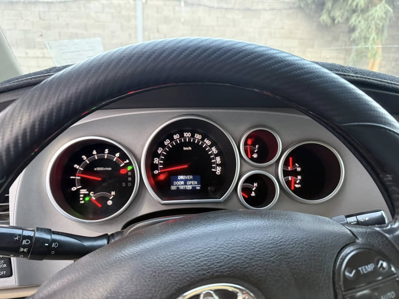 السلام عليكم
سيكويا ٢٠٠٩ خليجي بلاتنيوم للبيع السيارة ماشية ١٤٠ الف حقيقي نظيفة جداً مكفولة من الضربة، السيارة عليها ادامة كاملة من شركة ساز تشمل تبديل هايدروليك الكير مع الفلتر تبديل دهن البريك تبديل دهن بور ستيرن تبديل سي اويل للاكسل الخلفي، السيارة شادلها تخم تاير اطلس تايلندي جديد مع السبير مع فلنجات جديدة وتخم دسكات مع دسكات السايد بريك مع تنظيف حجرة المحرك وتنظيف منظومة الوقود، السيارة شادلها منظومة تبريد جديدة بالكامل مع تبديل كومبريسر دينزو اصلي ( سعره ٥٠٠ الف)، السيارة شادلها شاشة اندروير رام ٨ كيكا ( سعرها ٣٠٠ دولار)، جميع كهربائيات السيارة شغالة بضمنها باب الصندوق الخلفي والمرايات، قايش السيارة مع الرولة والضاغطة جديد، صدر السيارة جديد مع تخم دبلات كهربائية اصلية للسيارة ( سعرها ١٠٠٠ دولار)، السيارة شادلها عازل صوت وحرارة بالكامل للابواب والارضية والسقف،

رقم السيارة مميز اربع ارقام والسنوية الى ٢٠٣٠

اخوان السيارة جديدة وناعمة جدا بالمشي، مالجني الف متصرف عليها

مكان السيارة بغداد / الدورة / البوعيثة

السعر  (٢٣) الف دولار وبي مجال بسيط

للاستفسار،  الاتصال بالرقم: ***********
