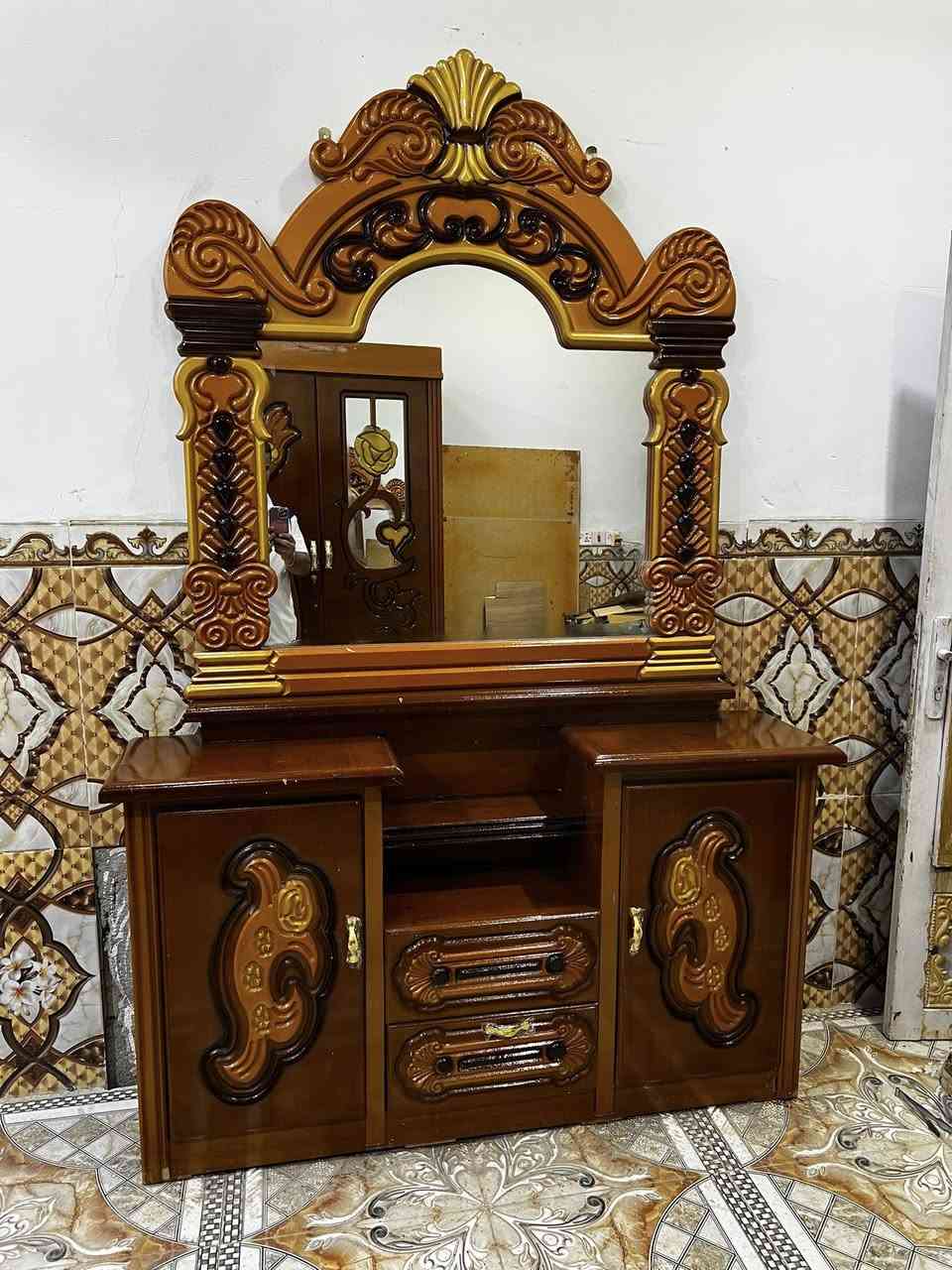 غرفه نجاره ام السته جديده كلش سعر ٧٥٠ نهايته عنوان سوك الشيوخ رقم ***********
