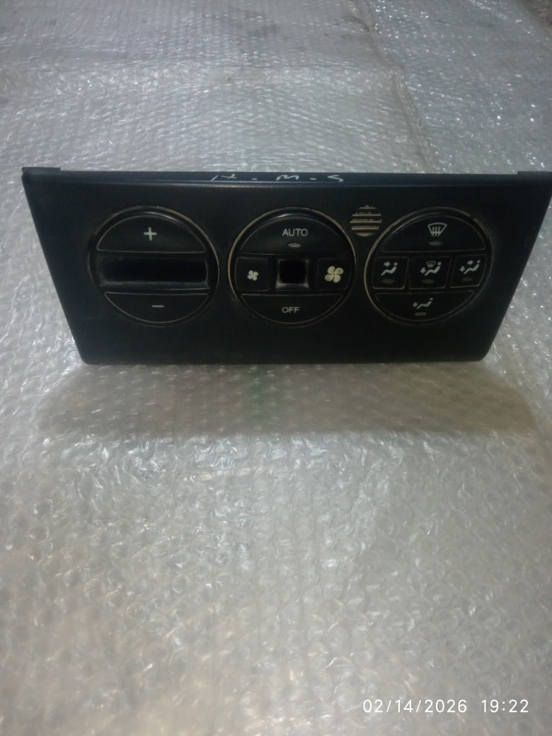 زراير تكييف تاتش ،فريم ابانوس ، اوبل فيكترا b ، استيراد (GM) 
 #opel #opelvectra #airconditioning #followerseveryone #LikeFollowShare


**إذا كنت صاحب هذا الإعلان وتريد حذفه لأي سبب، رجاءا أرسل رسالة إلى الدعم الفني**