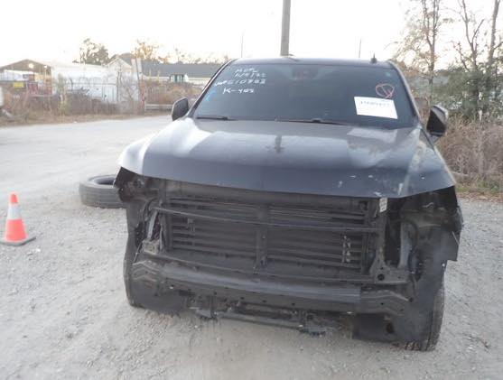 تاهو 2023 الضرر كما موضح بالصور  الون اسود السعر الى دبي 210 ورقه اذا اتريده الى ام قصر مع كتاب ضباط 280 ورقه بدون كمرك وبدون تصليح الاتصال ***********
