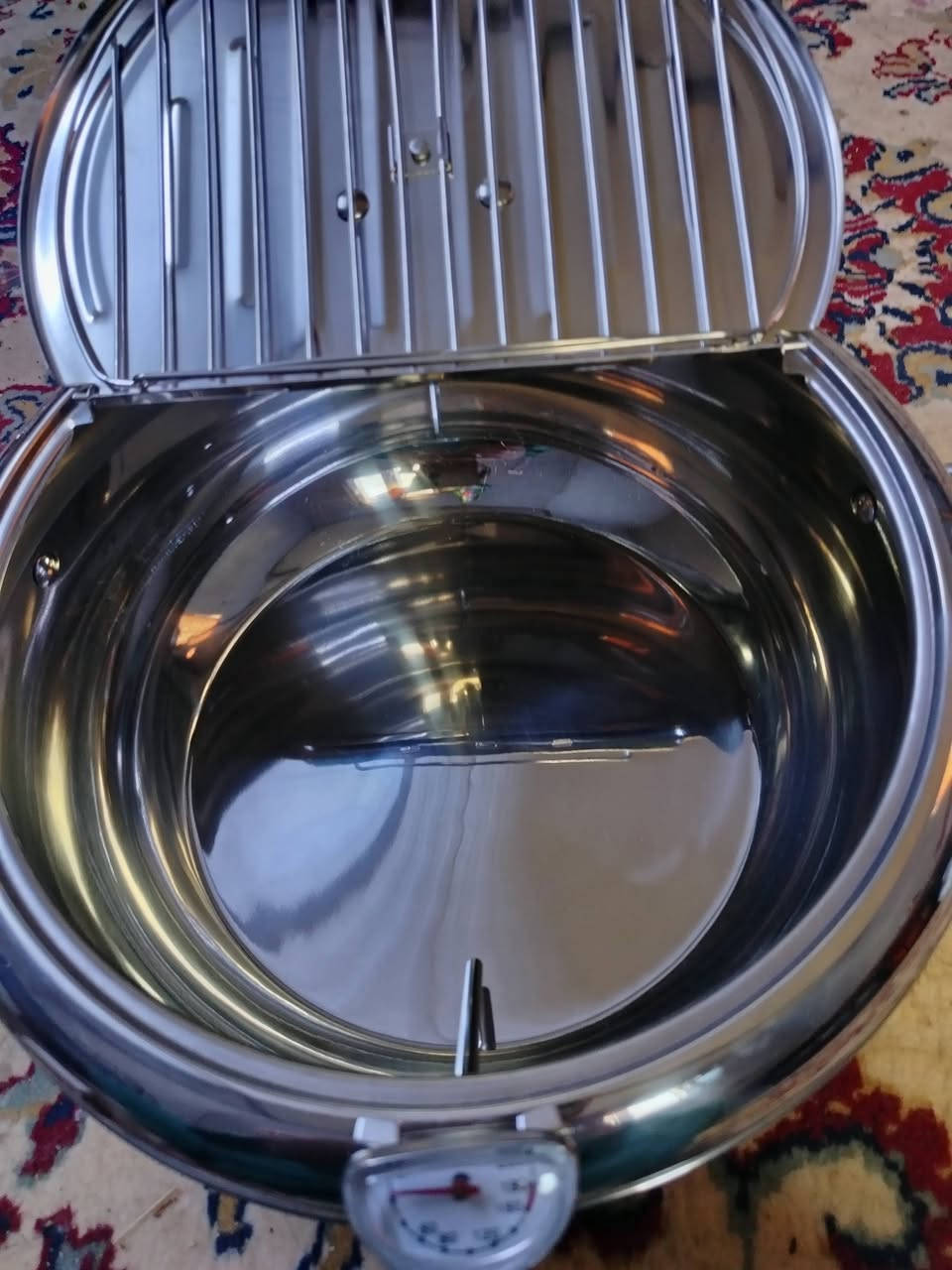 جدر قلي ياباني يحتوي على شبكة تصفية زيت ومحرار قياس حرارة الزيت


**إذا كنت صاحب هذا الإعلان وتريد حذفه لأي سبب، رجاءا أرسل رسالة إلى الدعم الفني**