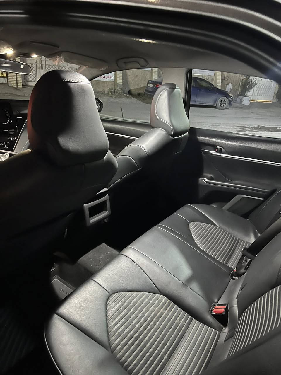 2022   TOYOTA CAMRY SE
اللون :- نفطي        
الموديل :- 2022 بانزين
سعة المحرك :- 2.500
كامره
تحكم سرعه 
تحكم مسجل 
رادار امامي 
مقاعد جلد ومخمل 
شفتات گير 
ثلاث وضعيات للقيادة
(نورمال.ايكو.سبورت)
السيارة ضربتها خلفية 
بدون ايرباك بشرط
السعر195 وبيها مجال 
رقم اربيل هزه وسنوية ورقم كله جديد
مكان سياره /بغداد /بغداد الجديدة 
***********
