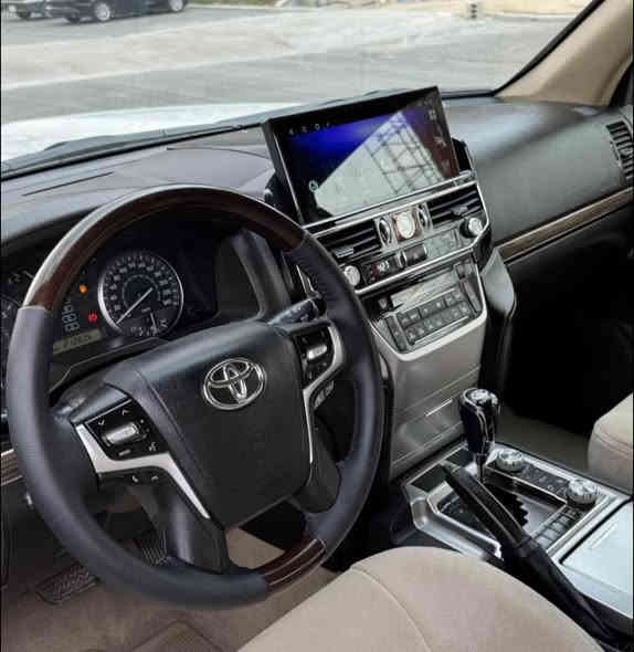 ئۆتۆمبێل: وه‌نه‌وشه‌ مۆدێل ٢٠١١ 

قه‌پات مواسه‌فات ناوو ده‌ری كراوه‌ به‌ ٢٠٢١
 له‌سه‌ر ساغی  

ســــعر $ یەک کۆمێنـت بکە راســـتەوخۆ بــۆ دێـــت🟢

ته‌نها پارچه‌ گۆراوه‌كان
یه‌ك په‌ڵه‌ بۆیاخی هه‌یه‌ 
برێمی ده‌ره‌جه‌ یه‌كه‌ 
فول فوله‌ ناوزه‌رده‌ 
كوشن جلدو كاره‌بایه‌ سلایده‌ 
سه‌لاجه‌یه‌ شان ئێرباگه‌ 
ده‌بڵ ماوسه‌ 
هه‌ریق به‌رپێیه‌ ستینیه‌ یادی ٦٠ساڵه‌یه‌ 
گێرو مه‌كینه‌ی به‌شه‌رته‌ 
بێعه‌یبه‌ ٦ بستۆنه‌  
سه‌نه‌وی و هه‌زه‌و به‌رادی تازه‌یه‌ تا ٢٠٣٠ 
ساردو شوختی نیه‌ هه‌موو گیانی به‌شه‌رت

ژمارەی خاوەن سەیارە👈: ***********
 ڤایبه‌رو واتسئاپی له‌سه‌ره
