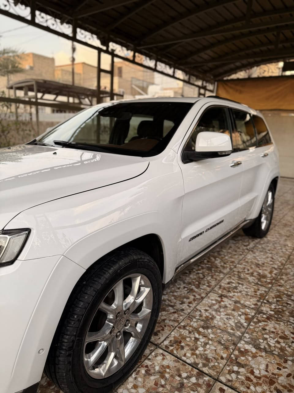 سلام عليكم
جيب سومت موديل 2021 اعلى فئه بالجيب خليجيه وكالة ليث العبيدي جكات تصعد تنزل رادارات كير محرك كله بلاد صدر حداديه كله جديد محرك 3600 ماشيه 41 الف و باقي مواصفاتات السومت معروفه
رقم بغداد بأسمي  
السعر 350  وبي مجال
مكانها بغداد   
متواجد بالفيس 
وللأستفسار  ***********
