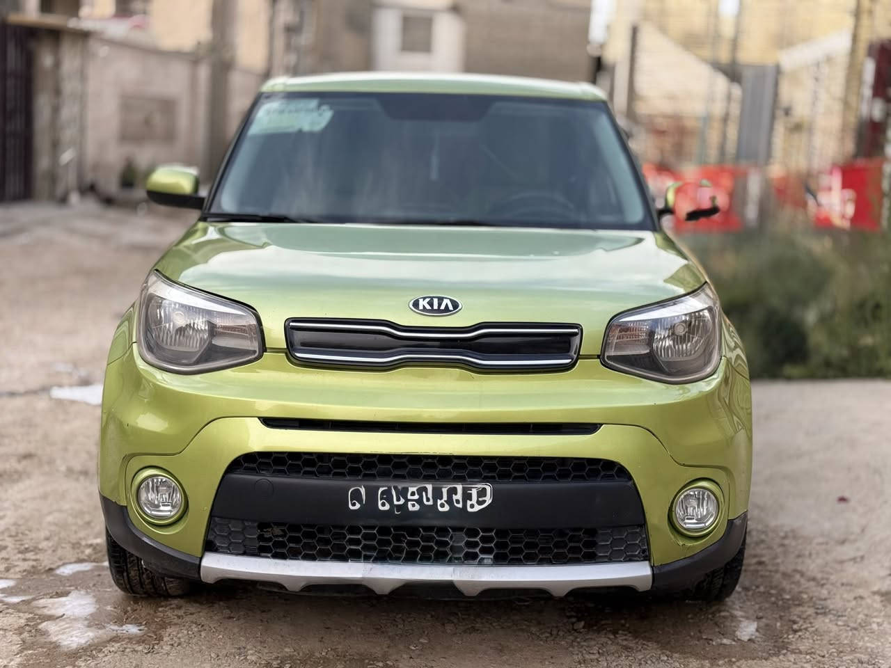 للبيع صول 2018 وارد امريكي سياره مكفوله من التبديل فقط بيها صبغ بل جاملغ امامي فقط مكينه كير مكفولات سياره موصفاتها معروفه شاشه كبيره رقم شمالي سعرها 110 وبيها مجال 
***********
