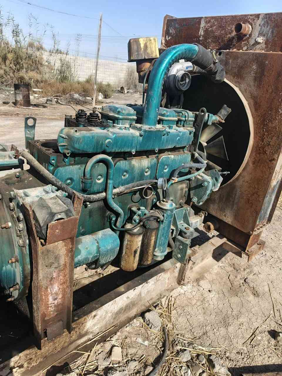 ڤالڤو دي 10 استندر للبيع 225 كيفي مكينه مجفته قبل لا يسطر بستم بشهر المكينه جاهزه من سوبر و بم و نوزل و واتر بم و براد دهن كله جديد فقط بيها البستم 6ساطر موضح في الصوره المكينه شغاله طفيتها بيدي السعر و التفاصيل اتصل على الرقم (***********)
