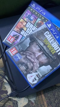 بلي فور سلم نضيف ممستخدم هواي ويا يده لاصليه والكيبلات مالته الاصليه و...