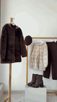 LM brand✨🤎 New collection  تصميم أنثوي يلفت الأنظار، مصنوع من فرو ناعم...