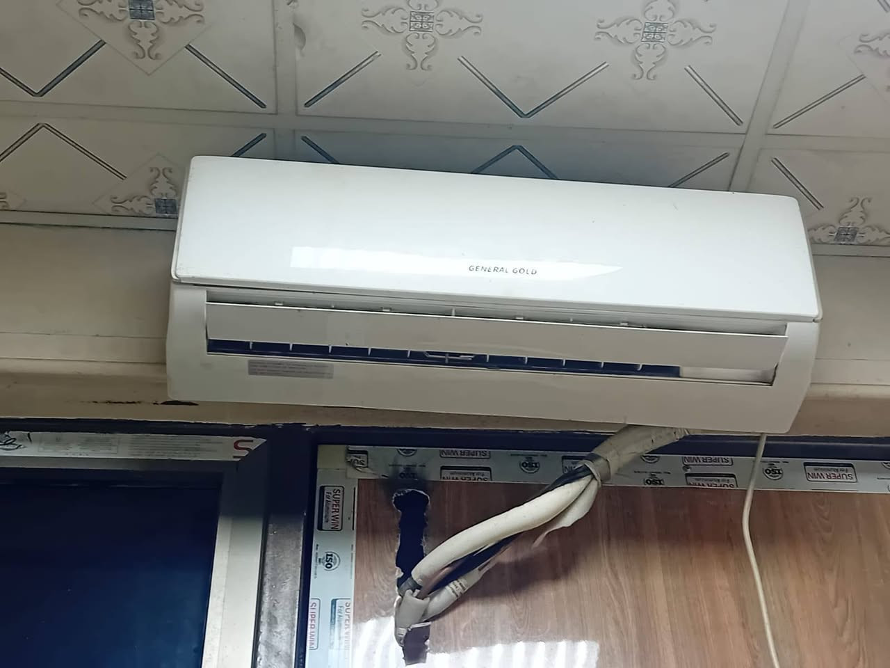 السلام عليكم ورحمه الله سبلت للبيع طن واحد العنوان بغداد شهداء السيديه السعر 250 وبي مجال اي استفسار على هذا الرقم ***********
