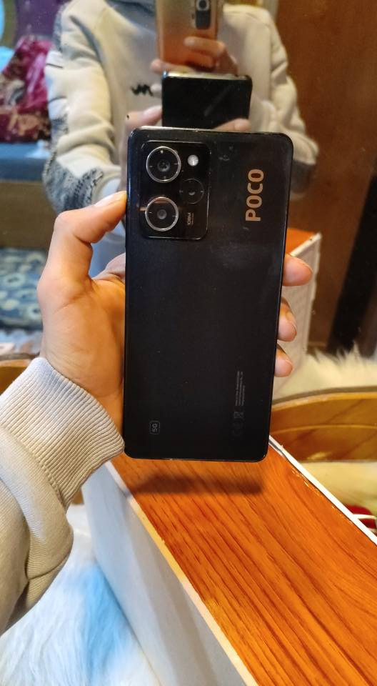 السلام عليكم ثلاث اجهزة للبيع كلمن وسعرة 
1.جهاز بوكوproX4 المساحة 256 ذاكرة 12 مواصفات اكثر خاص 

2.جهاز بوكوX5pro ذاكرة 256 نضيف جدا حالة الجهاز غير مستعمل وقت طويل

3.جهاز ريدمي نوت10 برو ماكس التخزين128 العشوائية 16 جهاز لمس شغال كلشي شغال كامرة 8K 60fps 
معالج للالعاب العيب الوحيد فطر في الشاشة وضهر الجهاز 

كلمن وسعره وبأنسب سعر 

رقم*********** ومتواجد خاص ديوانية, القادسية
