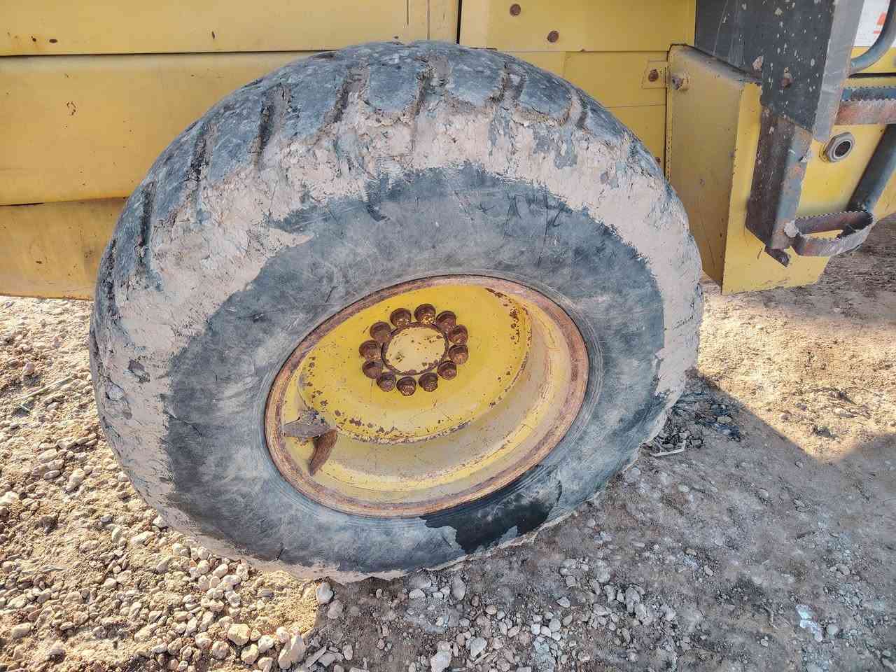 سلام عليكم ورحمة الله وبركاته
تأيرات شفل يرهمن على شفل كاوسكي 50
كوماتسو حجم 100
تخم 4 تيارات للبيع مكان بابل
***********
