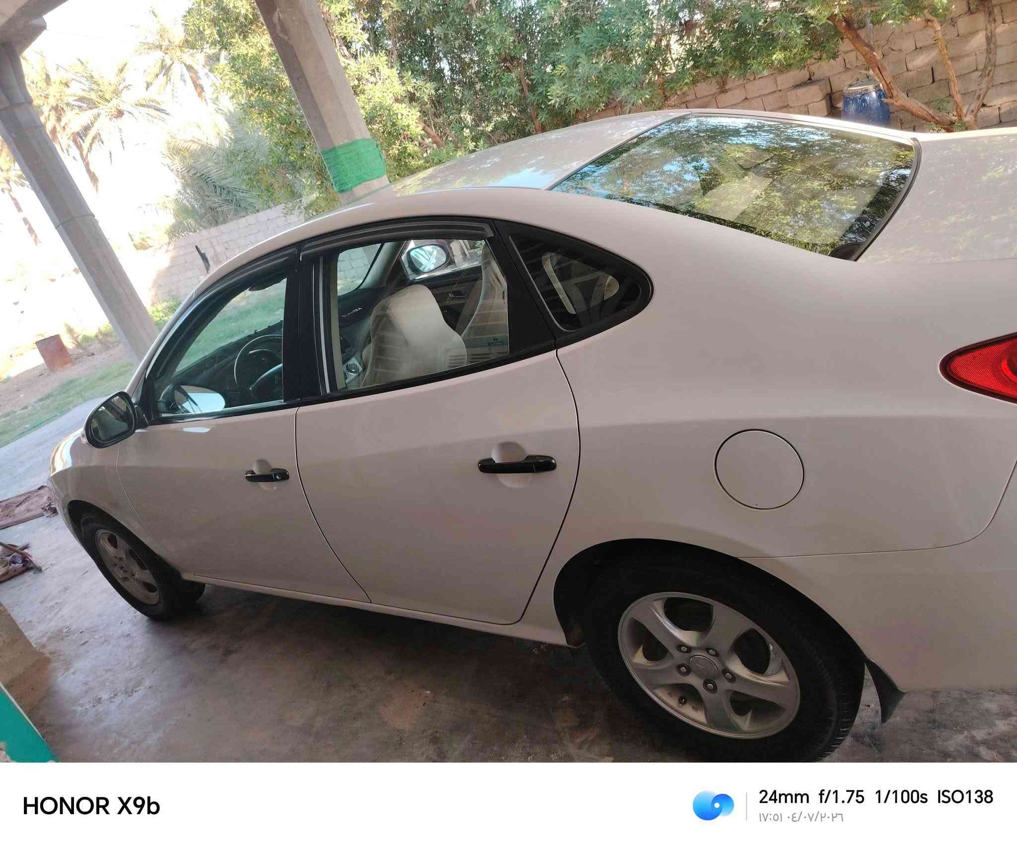 سلام عليكم نترا ٢٠١١ بيهه قطعتين صبق بدون دواخل والباقي كفاله عامه كير محرك تبريد تدفئة كله فوول تخم تايرات حداديه مكفووله  رقم بغداد بسمي شرط تحويل ثاني يووم   مكاني حله جبله ***********
