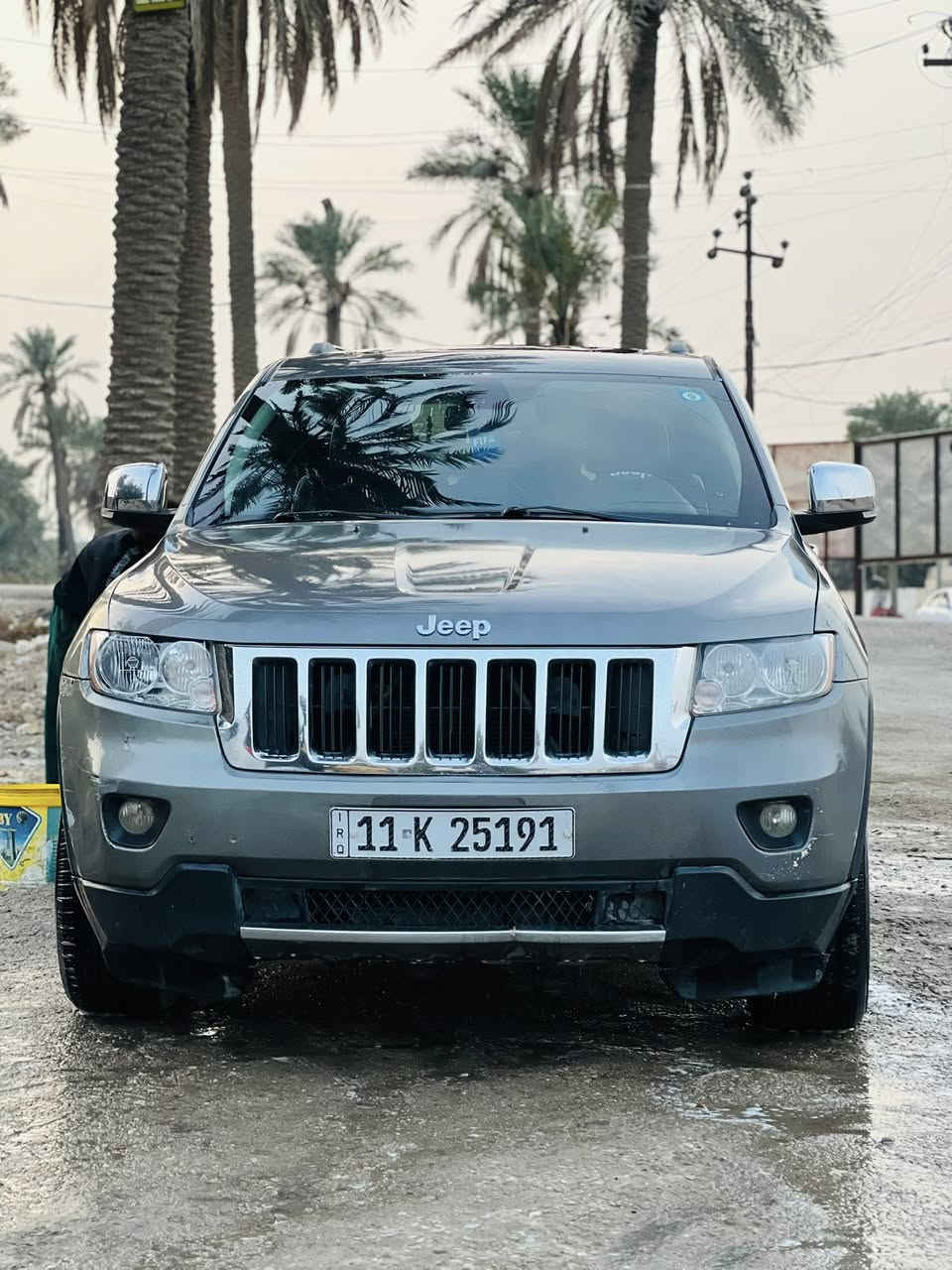 سلام عليكمJeep   LIMITED
*جيب لاريدو
*محرك السيارة: 3600/V6 🔥شرط كفاله 
*الكير : اوتوماتيك جديد 
*العداد :١٨٠ الف مايل
*لون : فيلي 
*الموديل : 2012
*السياره وارد أمريكي
*لسياره صدرها نص عمر
*الحالة او نوع الضرر : وارد امريكي كلين تايتل بيها بالعراق ضربه بدون دواخل ضربه سطحية جاملغ وباب العبري وباب الورى وانصبغ نص الجاملغ وياهم ملاون الباقي ماكو شي بعد البجم كبس كل الايرباكات سليمة اي كلوب ممشتغل بالدشبول رقم بغداد اوربي باسمي مجددة لحد ٢٠٣١ هزة جديدة بشهر الواحد ٢٠٢٦ 
*الـــــــمــــــوأصــفــات🔥
*4x4 
*بصمه
*تشغيل عن بعد
*كامراه خلفيه دوارة
*فتحه بنورامة طكتين
*تحكمات بل ستيرن كامل
*وشاشه اعطال وبيانات السيارة
كشن كهربائي السايق والراكب مع تدفئة اربع كشنات 
خزن ميموري مع ماوس انظمة قيادة 
دمام خلفي مع شاشة بلادية كبيرة 
*لون الداخل السياره : اسود 
*السعر : 150 ورقه وبي مجال للشراي
*( ترهم مراوس باحدث منها مع الفرق
*العنوان : ميسان/ العمارة/ مركز المحافظة
الهاتف : ***********
***********
