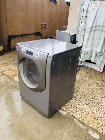 ارستون ٩كيلوشغالةمابيهاعيب للبيع واراوس ويا عاطلات في كركوك حي العسكري للتواصل ***********
