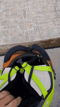 سلام عليكم خوذة دراجة نارية بهل شكل سعر 15 وبي مجال تواصل على هذا الرقم ***********
