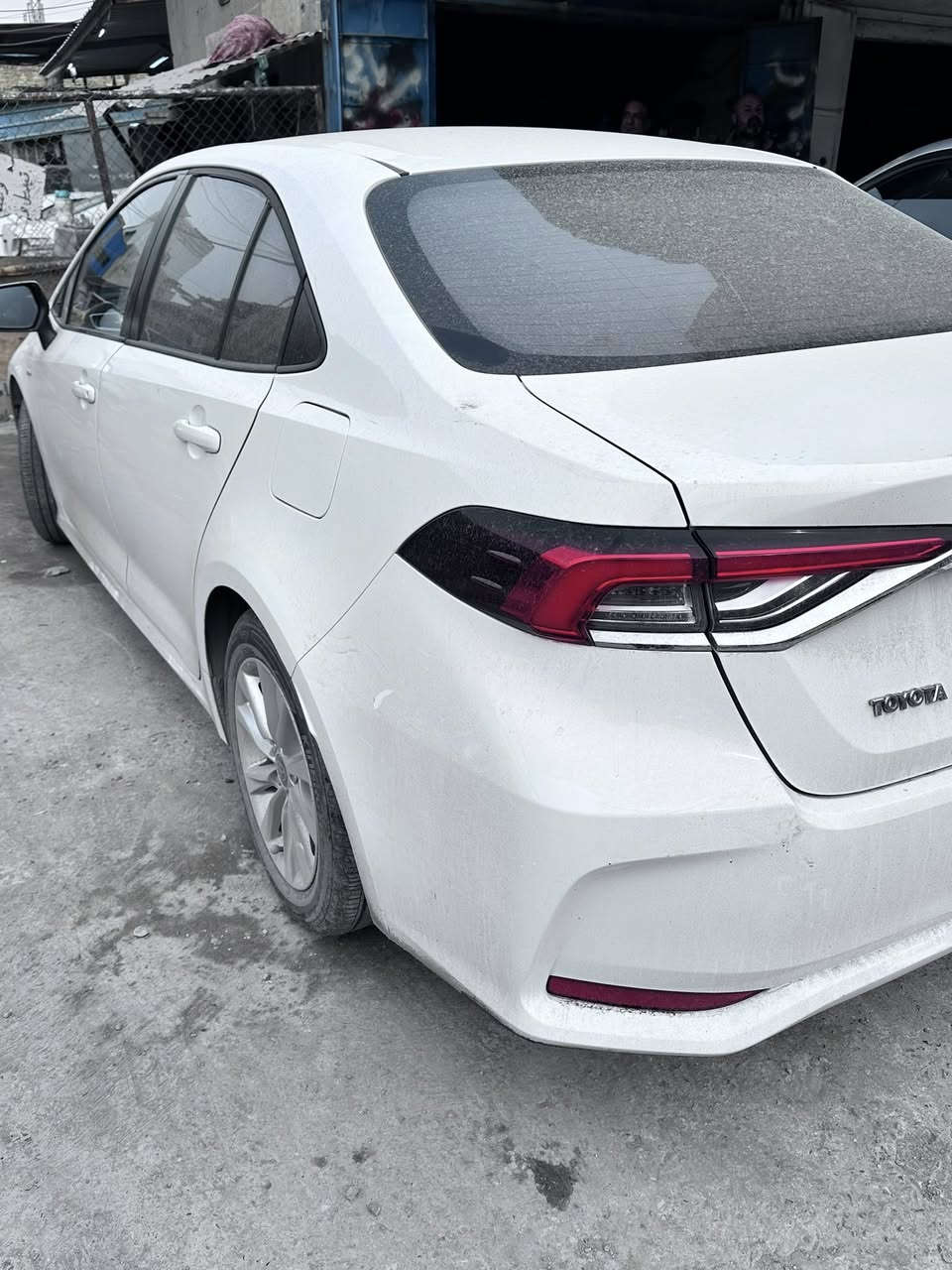 كورلا صيني 2024شكل خليجي داخل اسود
ماشيه 25 الف 
استفسار ***********
