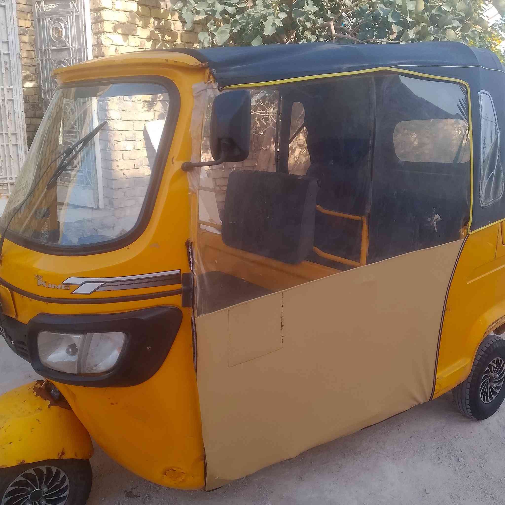 السلام عليكم تكتك للبيع 2019 شهر 12 السعر 3,200 وبيها مجال للتواصل والاستفسار يرجى الاتصال على الرقم الاتي ***********
