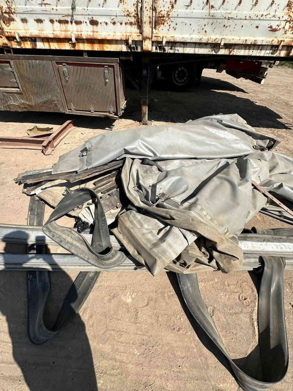 جادر للبيع كامل مفصخ في ي ميسان***********
