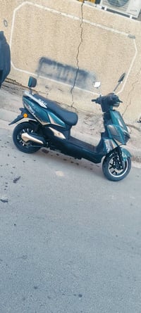 دراجةسكنس شحن 6بطاريات مسطرة ملف 2000 موديل 26 الدراجة جديدة السعر 650...