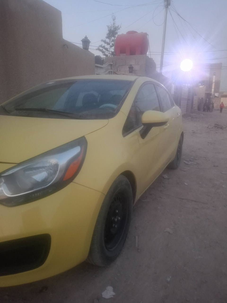 السلام عليكم كيا ريوو ليموني خصوصي بلادي 2016
كير ومكينه كفاله لاتنقيص ولا تبخير 
تبريد ثلج 
كهربائياة كلها شغاله 
غرفه بيجي الجام كهربائي
سنويه 2031
رقم جديد هزه جديده
حادث جاملغ وبنيد وكو تصليح بلغد
مكاني بغداد البلديات 
السعر 83 والشراي بخدمته
سياره جديده 
***********
