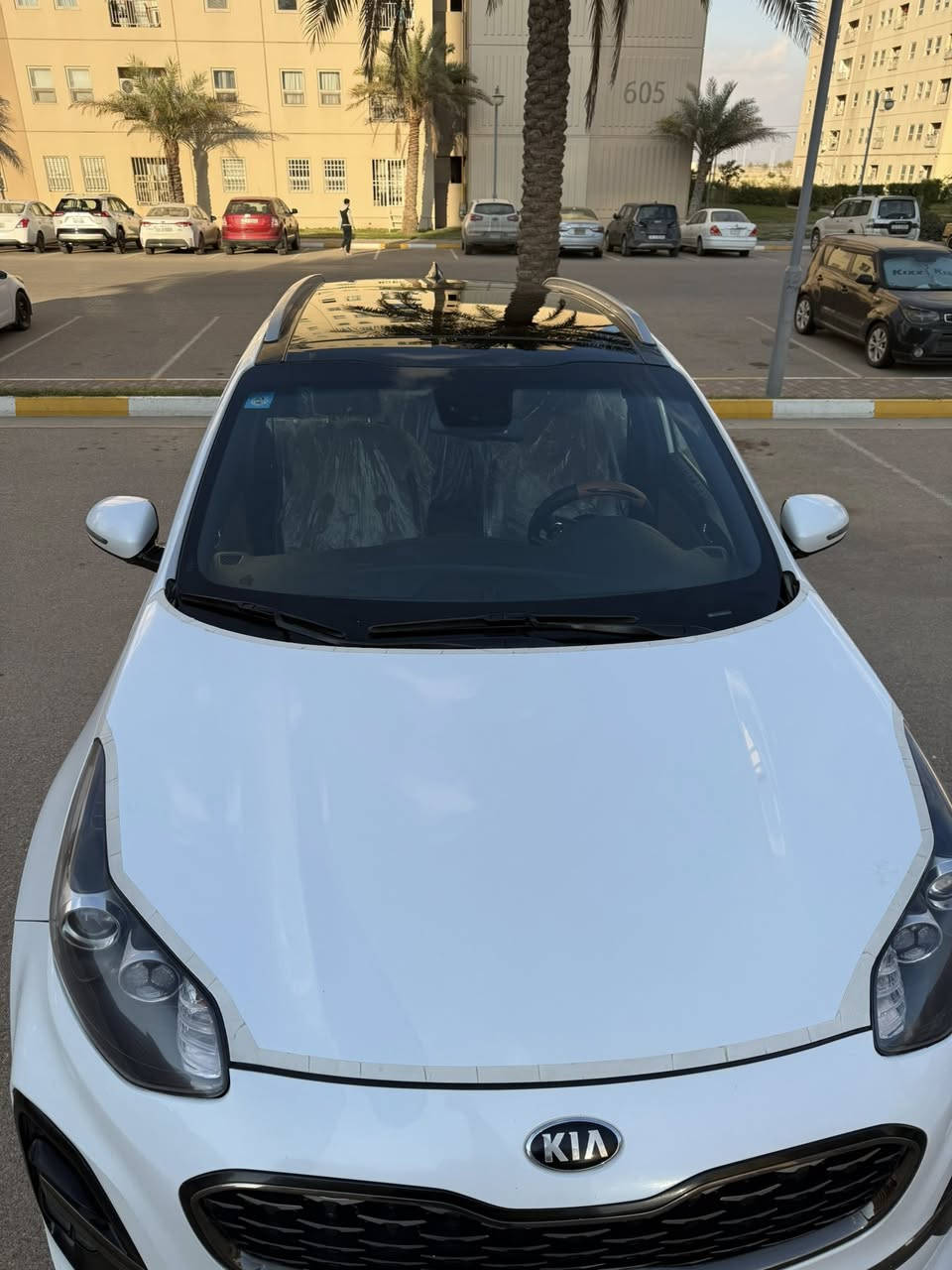 السلام عليكم
كيا سبورتج خليجي(جيتي لاين)  
 موديل 2021
ماشية 56
 فول 1/1 اعلى فئة بالموصفات معوفة لجيتي 

موصفاتها : 
مكينة 2000 
بصمةتشغيل
بصمة عدد 2
وبصمة ابواب 
وبصمة صندوك
بانوراما
ترحيب عند الاقتراب
شاحن واير لس
مري شفط 
جنطه كهرباء 
لد نهاري  + بك لايت LED 
لايت ضباب
ويل كب 19
كشنات جلد + كهرباء السائق والصدر
مود درايف DRIVEMODE 3انضمه
ستيرن رياضي  حرف Dمختوم بجيتي
تحكم ستيرن فول مع تحكم بلوتوث
قطعتين تبريد امامي خلفي 
سايد بريك بصمة 
زراگه لايت
لايت اوتو
اريل نفكيشن
حساس امامي
حساس خلفي
نضام منحدرات
5 ويل مال جيتي
شفتات ستيرن
شاشة اعطال
مكفوله 
السونار موجود
رقم بغداد باسمي تحويل مباشرة 
225 ورقه 
اي استفسار 
***********
مكان بغداد بسماية
