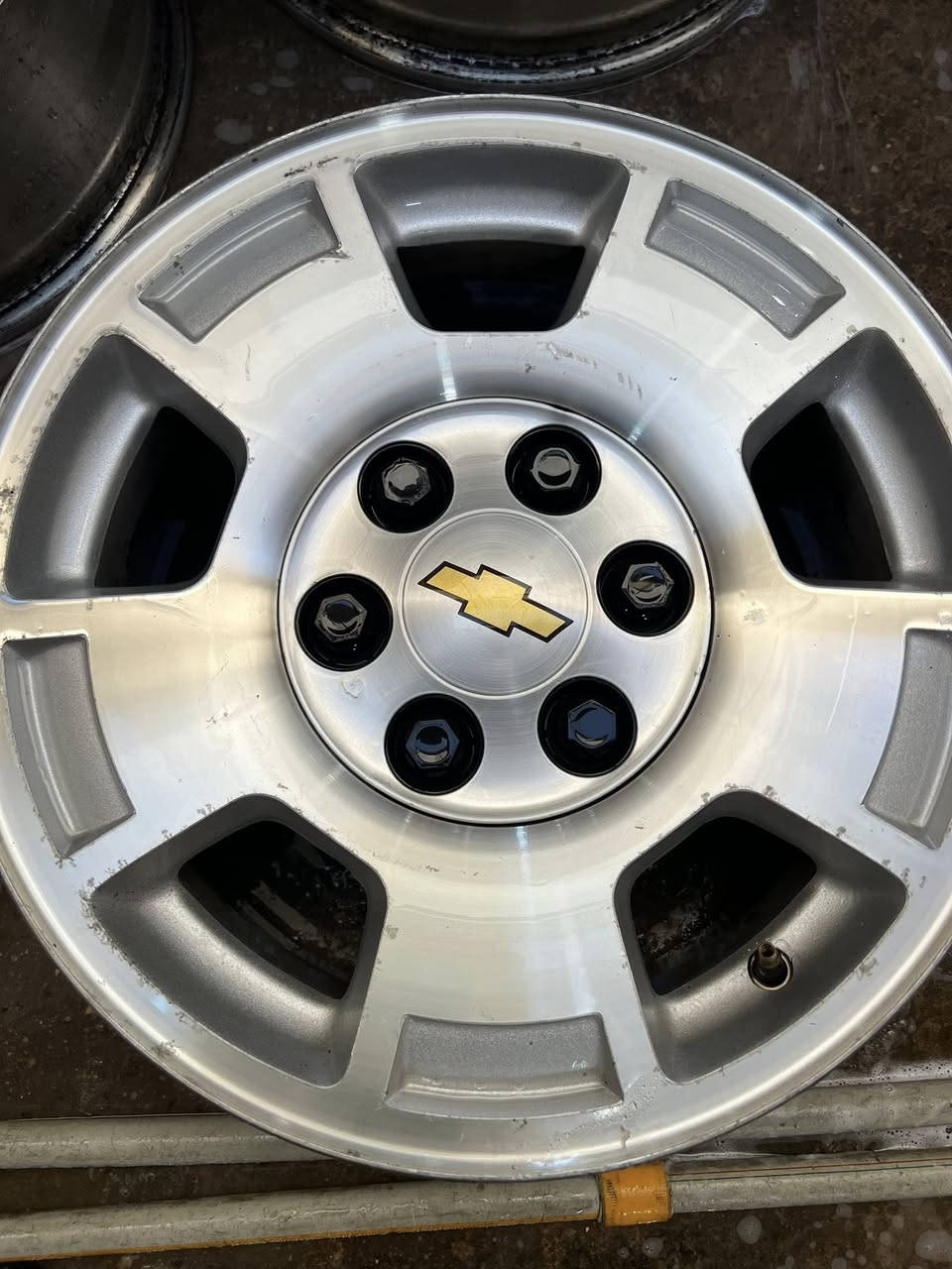 الس عليكم
ويل مال تاهو 2012للبيع اصلي جي ام 
مكاني العماره لاستفسار ***********
