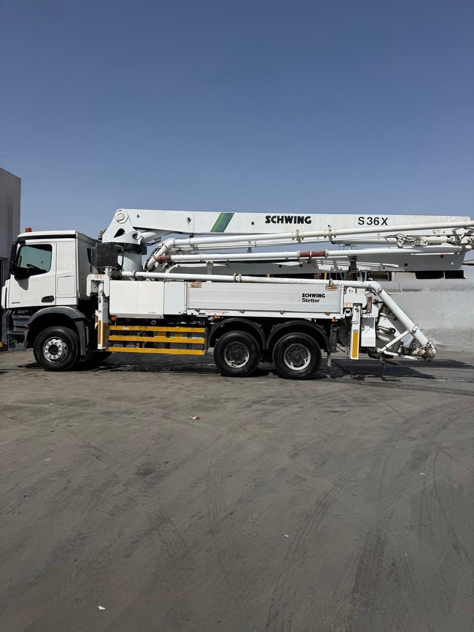 سلام عليكم 
بم مارسيديس للبيع 
كل تفاصيلة داخل الصور 
***********
