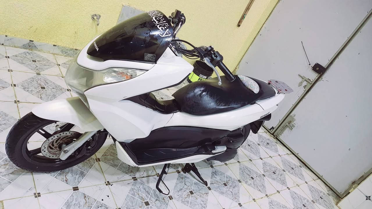 السلام عليكم دراجهpcXللبيع كلشي شغال بيه شراي يجي ويدلل ***********
