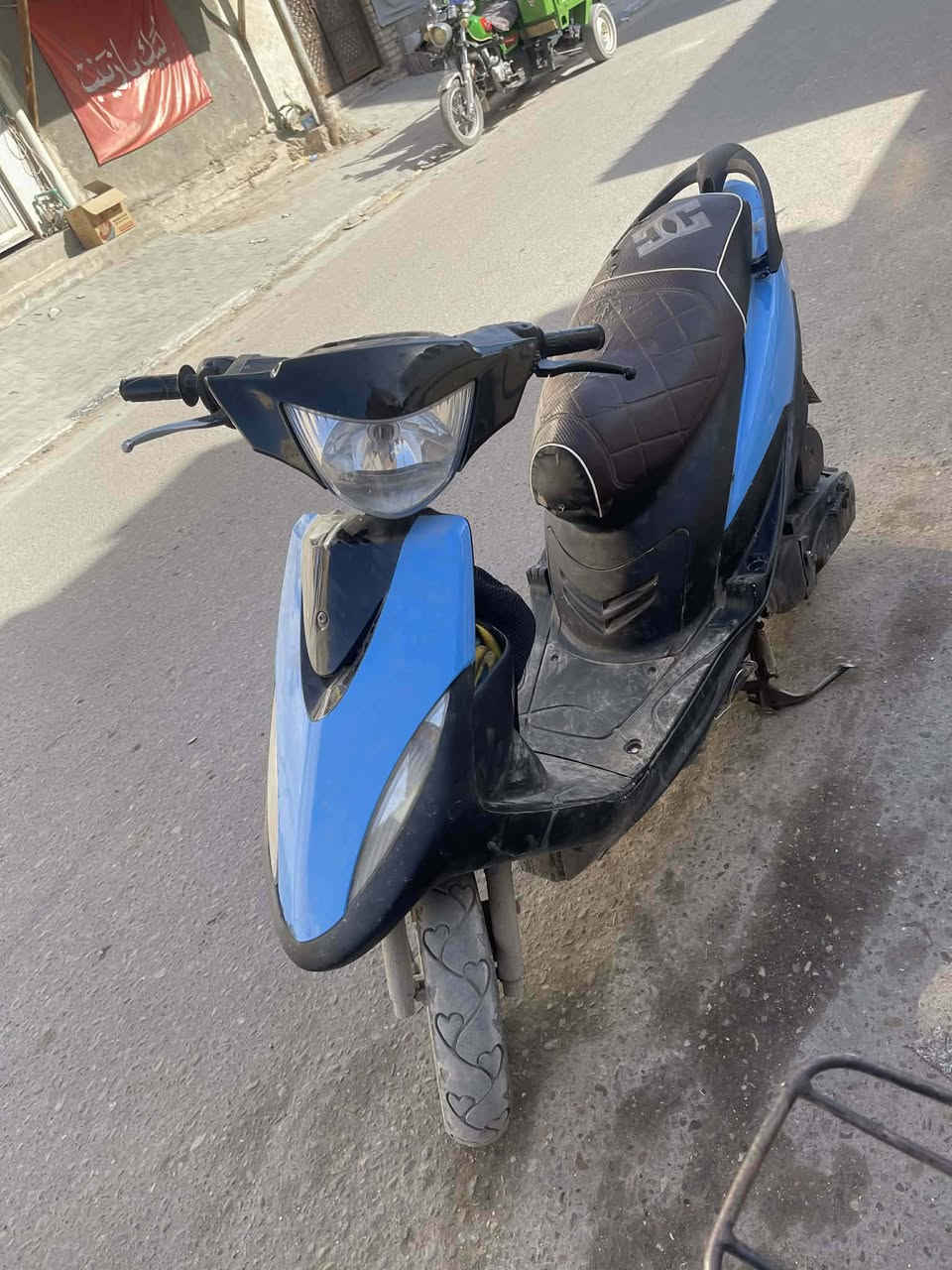 السلام عليكم دراجة ماكس كفالة عامة ماناقصهة شي شلعة معدل شك الكاع دراجة نضيفة ومامتعوبة اليريد يخابر ع هذا رقم     ***********
