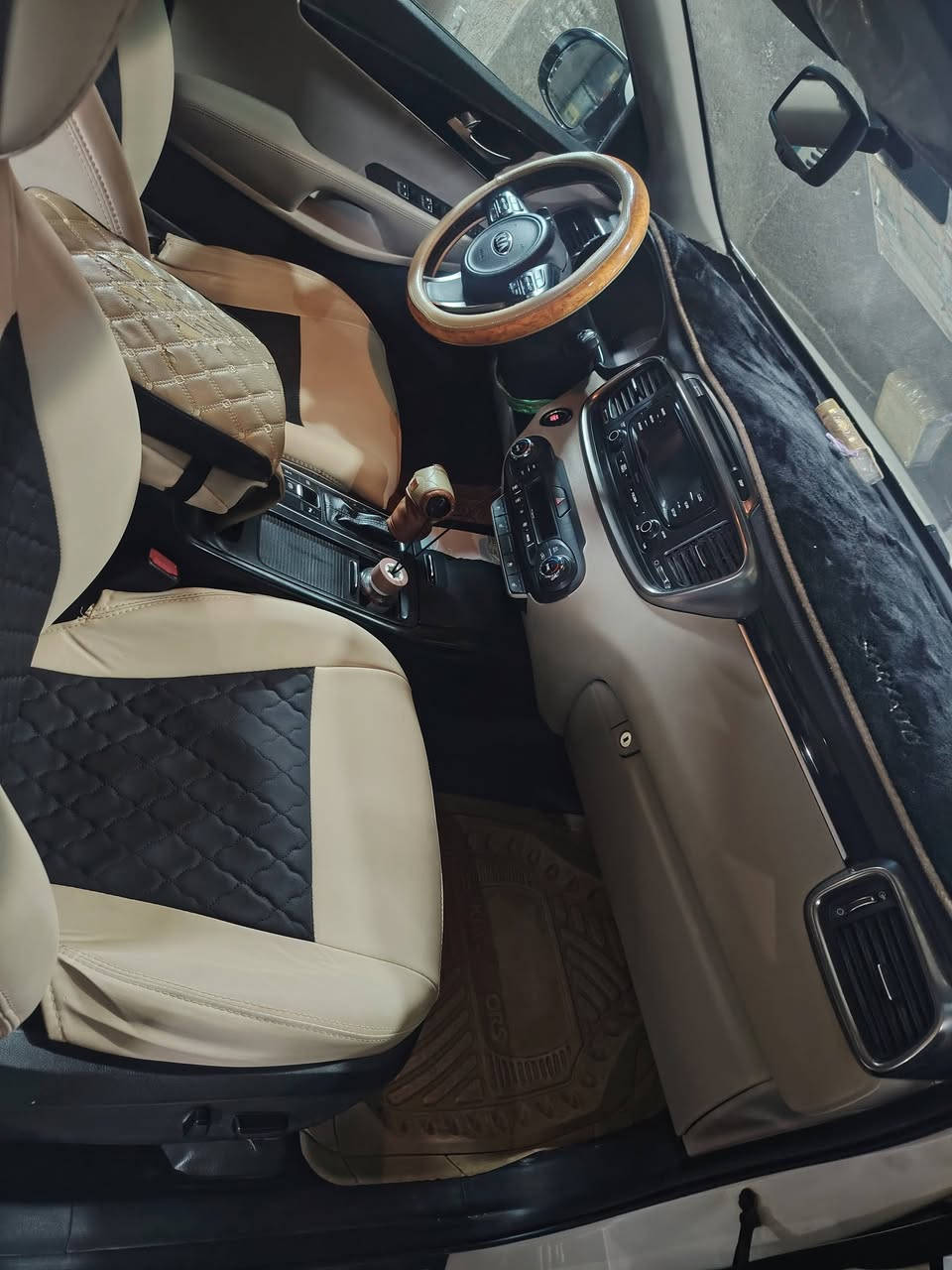 موديل ٢٠١٦
٦سلندر

٣قطع تبريد

حساس خلفي وامامي

ماشية١٢٢ الف

مرايا شفط

الكراسي الأمامية كهربائية
رقم بغداد دولي
رقمي ***********
السعر ٢٢٠
