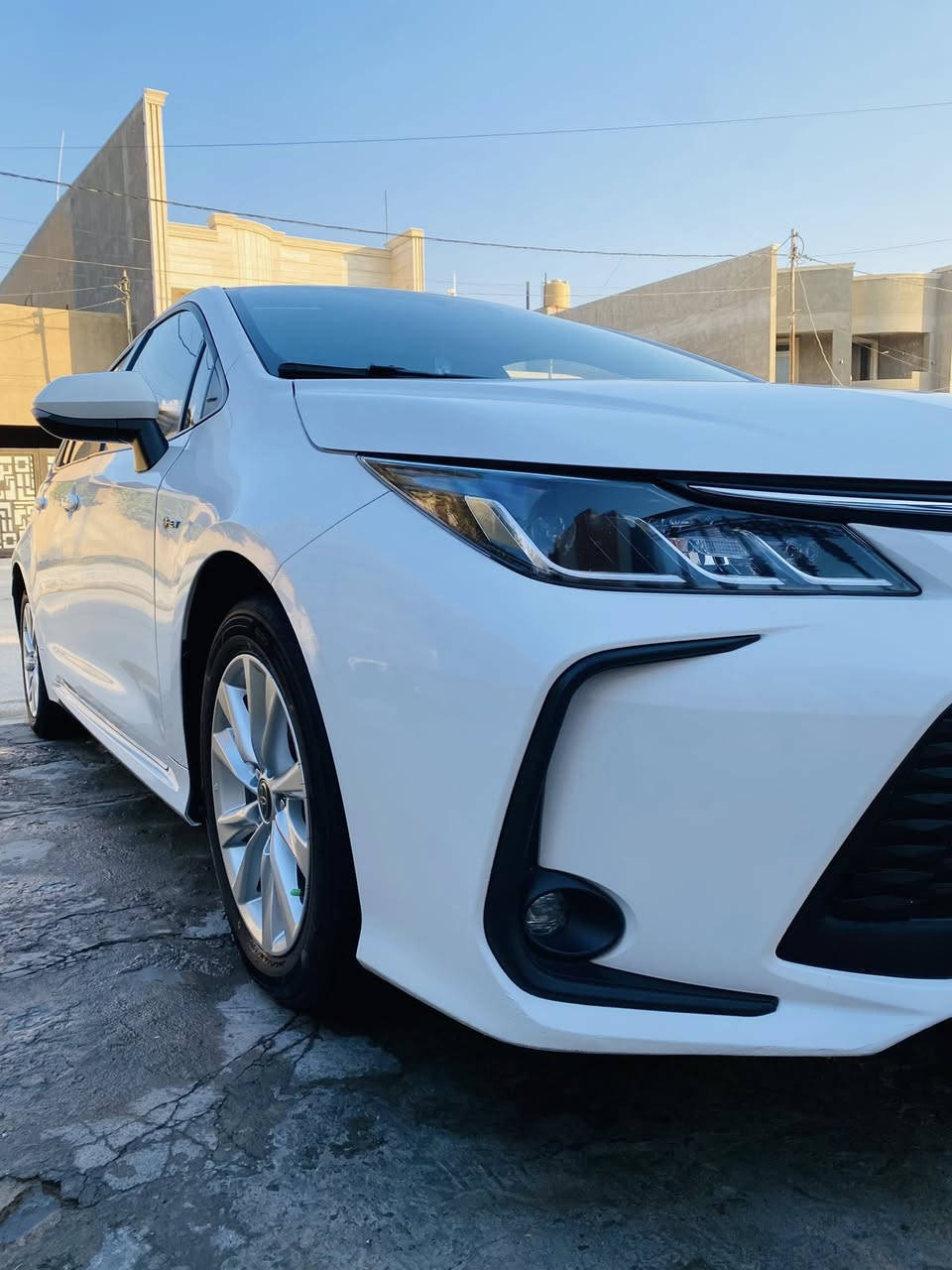 السلام عليكم
كورلا هايبرد صيني شكل الخليجي 

2024 رقم بابل الدولي  

ماشيه 56 الف كفاله عامه لا صبغ ولا تبديل ولا بارد 

فول مواصفات عدى كشن كهرباء  جاهزه وجديده  

سعره 146 $

مكاني بابل مركز  المدينه.   ***********
