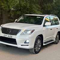 لكزس LX570 • ٥٧٠٠ V8 • كفاله عامه