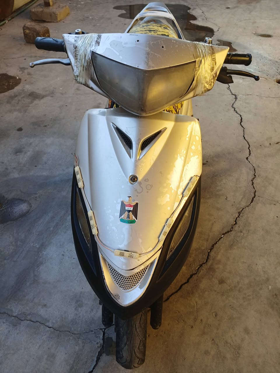 السلام عليكم
للبيع دراجة ماكس ١٤٠ كاملة مكينه ناعمه كهربائيات شغالة نقص سلف وبية ملاحظات بسيطة 
المكان بغداد الشعب شارع الأسواق المركزية 
لسعر ٢٠٠
ارقم ٠٧٧٠٢٨٥٢٠١


**إذا كنت صاحب هذا الإعلان وتريد حذفه لأي سبب، رجاءا أرسل رسالة إلى الدعم الفني**