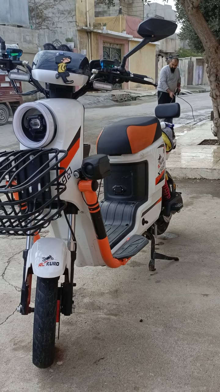 دراجات كهربائية X900
موصفات
1-خمسة بطاريات 63 فولت 25امبير  ✨
2-بلوتوث 💓
3-شاشة كبيره🤎
4-سماعات جانبيه💕
5-هورن عالي صوت 
6-بلاجتورات أمامية عدد اثنان
7-اناره لايت أمامي زينون عالي و ناصي أصفر و أبيض 
8-بريك ديسك امامي و خلفي 
9-حامل هاتف مع منفذ للشحن الهاتف
10-تحكم MB3 مع منفذ للشحن الهاتف 
11-تحكم R للرجوع إلى الخلف 
12-مرآت جانبيه
13-حساسات إنذار ضد السرقة
14-بصمة تشغيل عن بعد عدد اثنان
15-مفتاح تشغيل عدد اثنان
16-شاحنه رقميه
17-ملف 1500
عنوان موصل حي القدس 
الموصل ماشي 375كيلو فقط بعده زيرو 🙀
السعر (410الف) وبي مجال بصيط 
الخاص مفتوح تعال وتدلل 💕🙀


**إذا كنت صاحب هذا الإعلان وتريد حذفه لأي سبب، رجاءا أرسل رسالة إلى الدعم الفني**